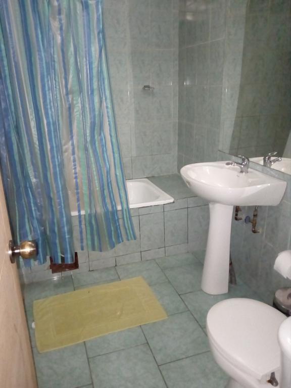Residencial La Luna Hotel ลอสอังเคเลส ภายนอก รูปภาพ